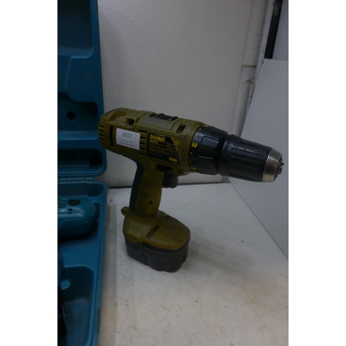 2017 - Makita drill with two batteries and charger and a Dewalt cordless drill