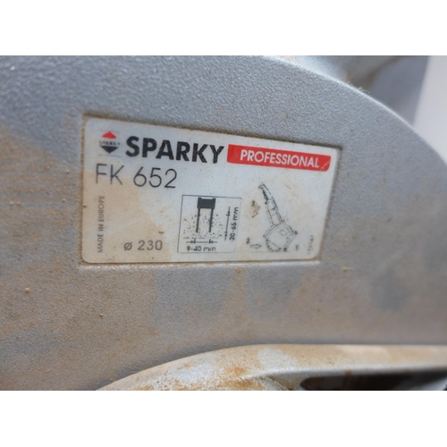 2028 - 1 X 110v Sparky professional twin bladed chase cutter