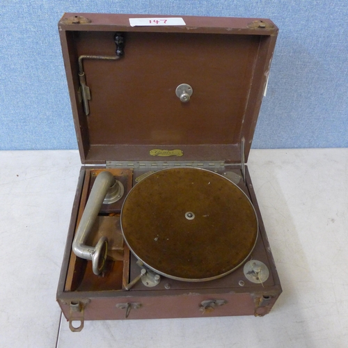 384 - A 'Clumber' model gramophone in case