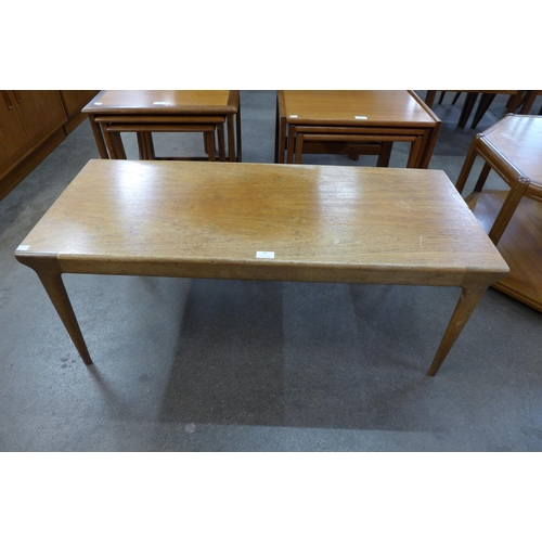 92 - A Danish teak coffee table