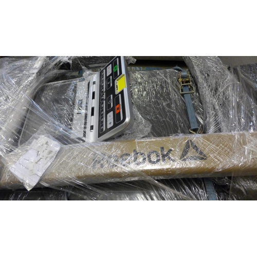 1570 - Reebok Jet 300+ Treadmillrvjf-20721Gd, Original RRP £716.66 + vat (4136-12)  * This lot is subject t... 