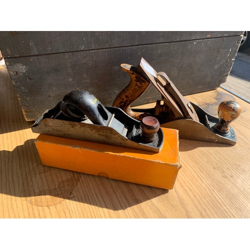 2002 - Record No4 1/2 wood plane with Stanley No.130 plane in original box