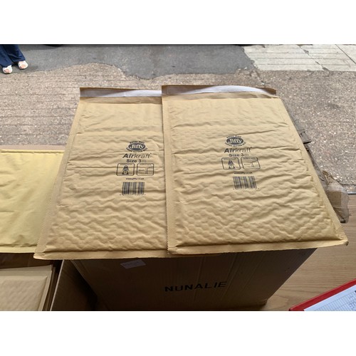 2127 - Two boxes of jiffy bags, 60 x size G, 120 x size B, 4 x size F , 3 x size E and 17 x size D