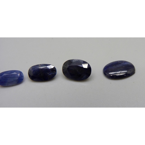 1024 - Unmounted sapphires