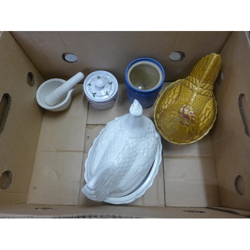 1040 - Two hen egg containers, a pestle and mortar, two glass flasks, etc. **PLEASE NOTE THIS LOT IS NOT EL... 