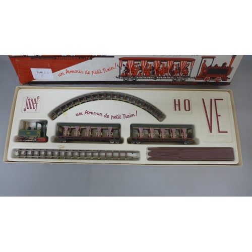 672 - A French Jouef Train 'Decauville' Marchandises MV02 set, boxed