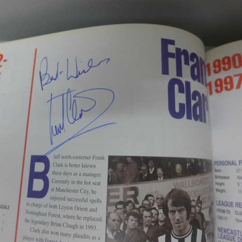 685 - Football:- Newcastle and Manchester United All-Time Greats, containing signatures from former player... 