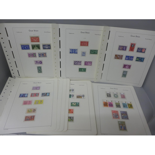 693 - Stamps:- QEII pre-decimal mint commemoratives (odd mounted) complete with all phosphers