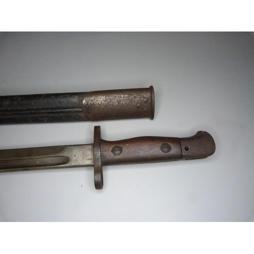 816 - A 1907 pattern bayonet and scabbard, marked Sanderson, British WWI