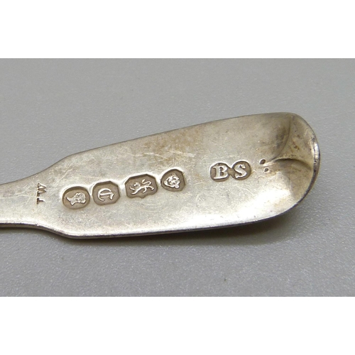 825 - A Victorian silver caddy spoon, London 1837, Benjamin Stephens