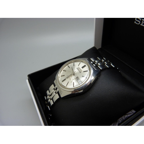 835 - A Seiko 5 Actus wristwatch, glass a/f