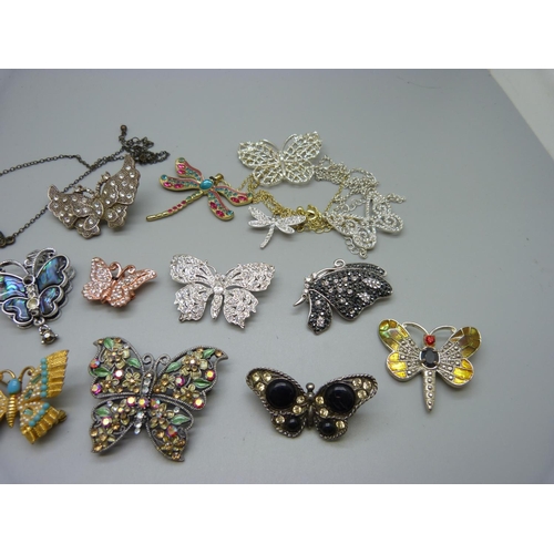 875 - Butterfly and dragonfly jewellery, one brooch lacking pin