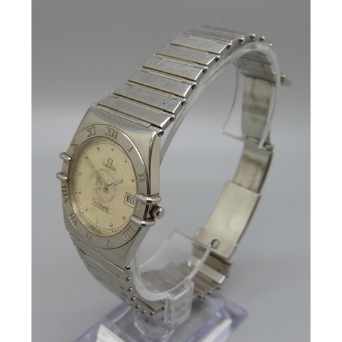 951 - An Omega Constellation Chronometer quartz wristwatch