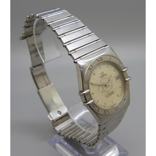 951 - An Omega Constellation Chronometer quartz wristwatch