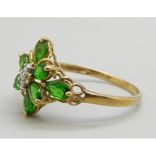 981 - A 9ct gold Russian diopside and diamond cluster ring, 1.9g, T