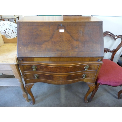 200 - A Queen Anne style walnut bureau de dame