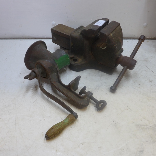 2025 - Anvil No 2 bench vice with meat vintage mincer