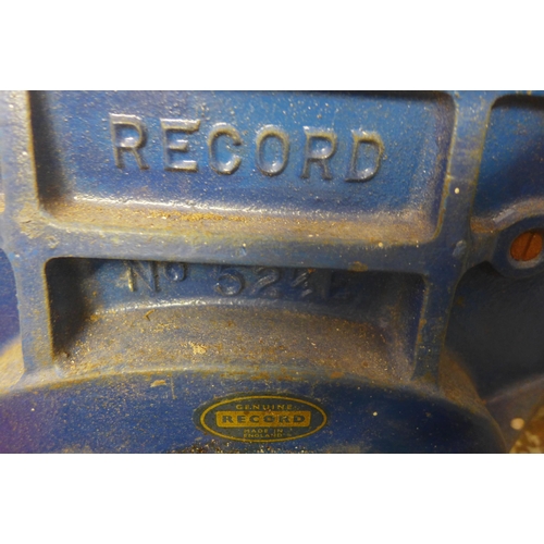 2092a - Record No.52 bench vice