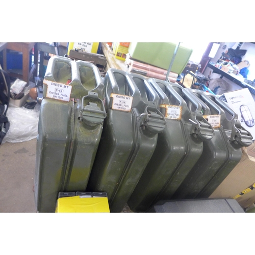 2093 - 4 green metal Military Jerry cans