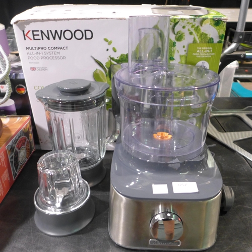 3257 - Kenwood Food Processor  multipro (262-281)  * This lot is subject to vat