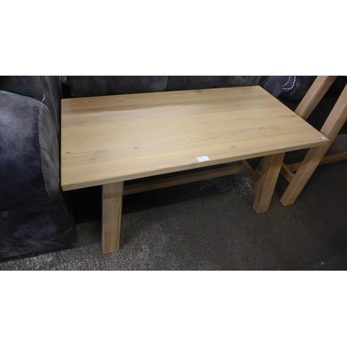 1480 - A Lutina solid ash rectangular coffee table