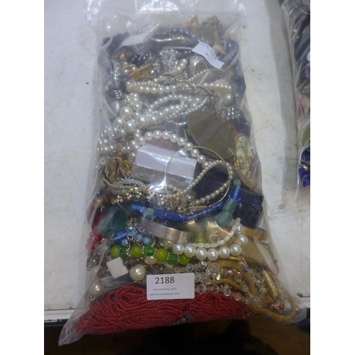 2188 - Approx 8-10kg of costume jewellery