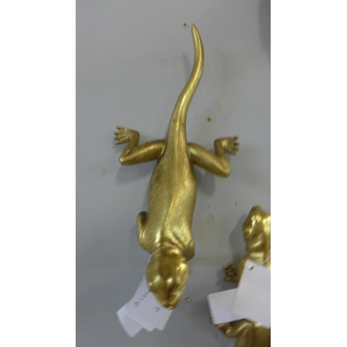 1368 - A set of two wall lizards (792406)   #