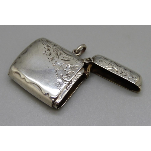 1058 - A silver vesta case, Birmingham 1923