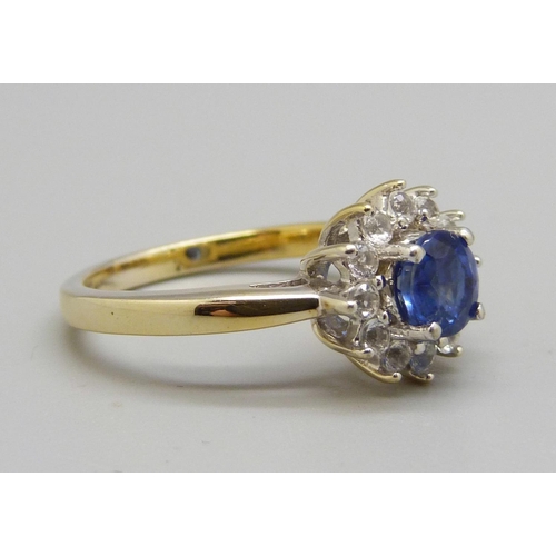 1097 - A silver gilt Sundar kyanite and white topaz ring, with certificate, R