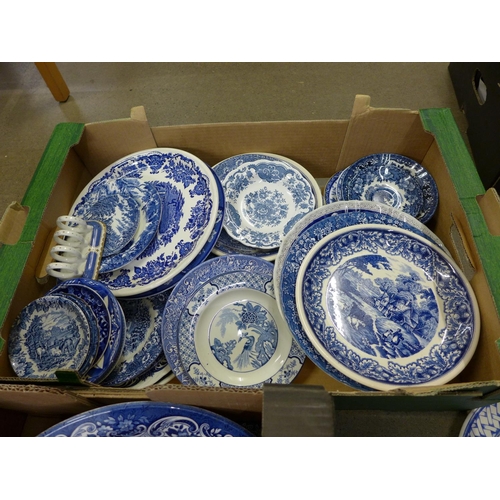 1116 - Two boxes of blue and white china **PLEASE NOTE THIS LOT IS NOT ELIGIBLE FOR POSTING AND PACKING**