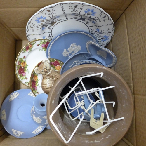 1141 - A collection of Wedgwood Jasperware and Royal Albert Old Country Roses **PLEASE NOTE THIS LOT IS NOT... 