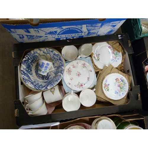 1147 - Seven boxes of mixed tea wares and other china **PLEASE NOTE THIS LOT IS NOT ELIGIBLE FOR POSTING AN... 