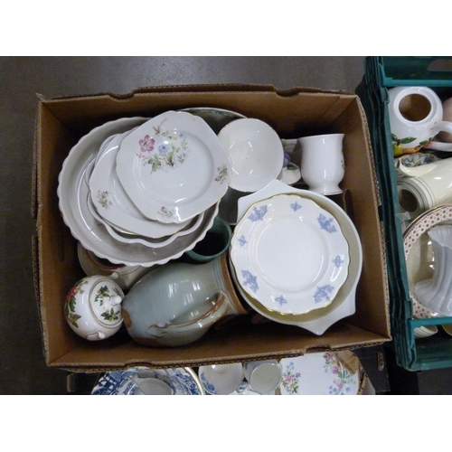 1147 - Seven boxes of mixed tea wares and other china **PLEASE NOTE THIS LOT IS NOT ELIGIBLE FOR POSTING AN... 