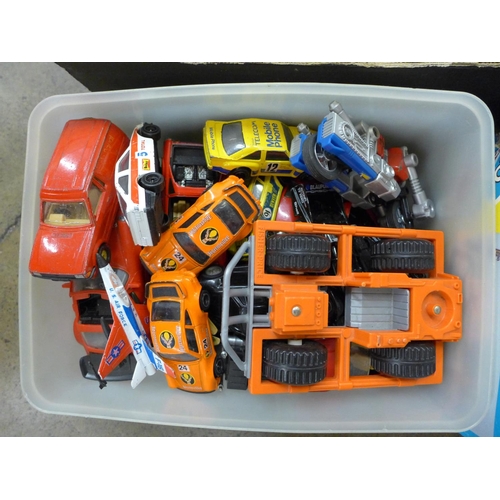 809 - Matchbox Superfast and other die-cast model vehicles, playworn