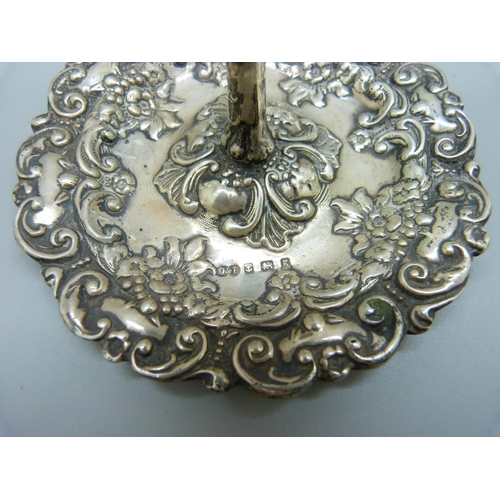 840 - A silver ring stand, Birmingham 1906, 40g