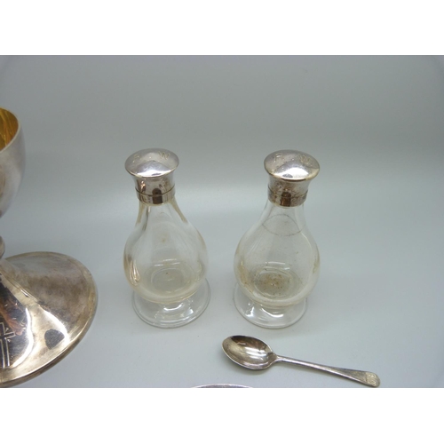 842 - A c1970 silver travelling communion set, 447g, personalised