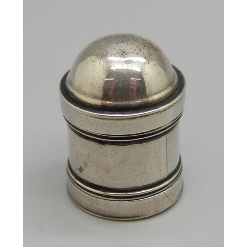 848 - A George III silver nutmeg grater, Samuel Pemberton, Birmingham 1796