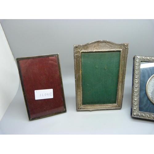 897 - Three silver photograph frames