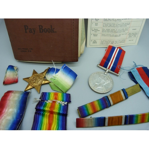 900 - A trio of WWI medals to 22081 Pte. F Johnson G. Gds., (served 1915 to 1924), Service and Pay Book, t... 