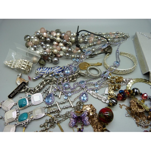 909 - Jewellery including designer items, Laura Ashley, Lola and Grace, etc.