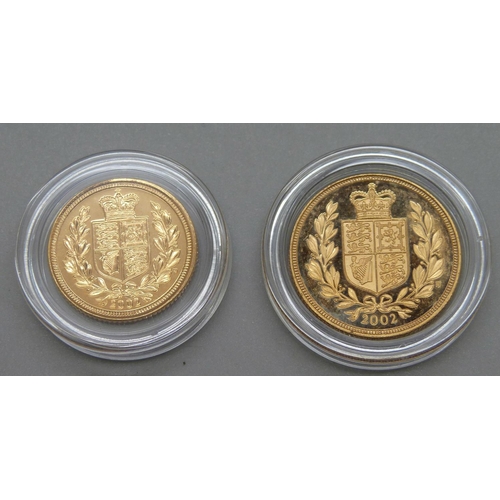 947 - A 2002 Golden Jubilee full and half-sovereign