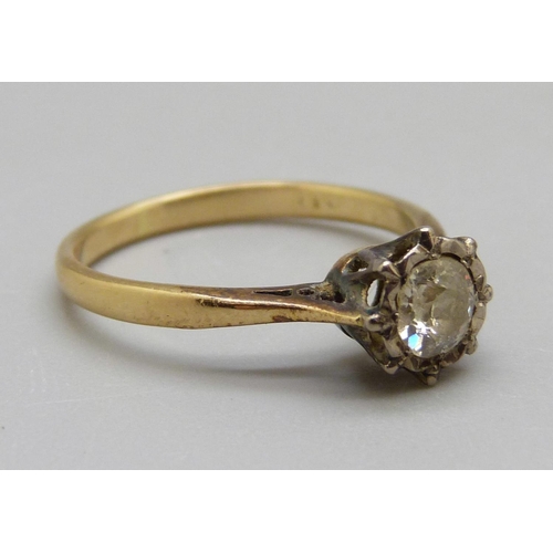 950 - A yellow metal solitaire ring, 2.8g, O