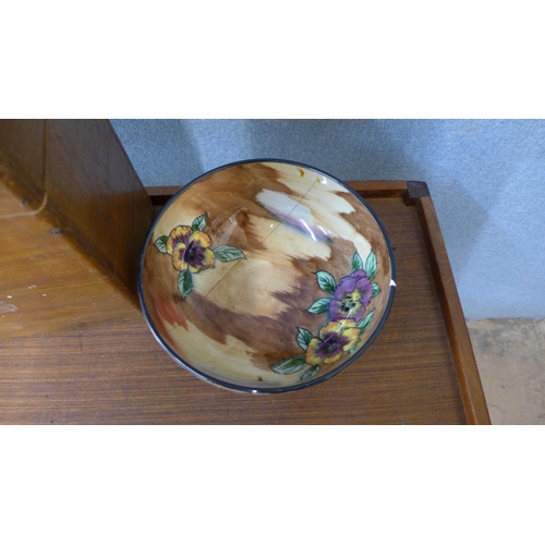 417 - A Viola ceramic bowl in wooden box, a/f