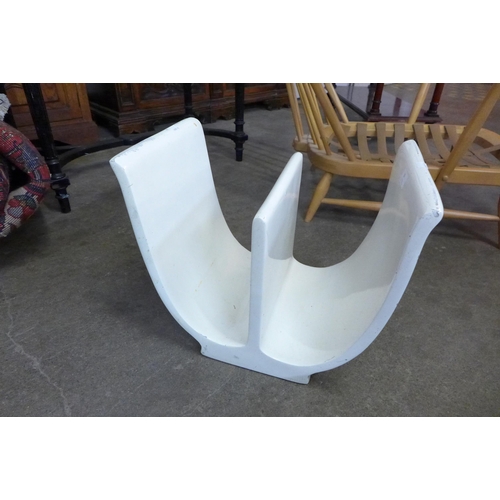 53 - A white laminate magazine rack