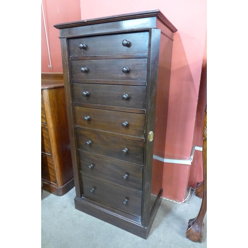 83 - An Edward VII mahogany Wellington chest