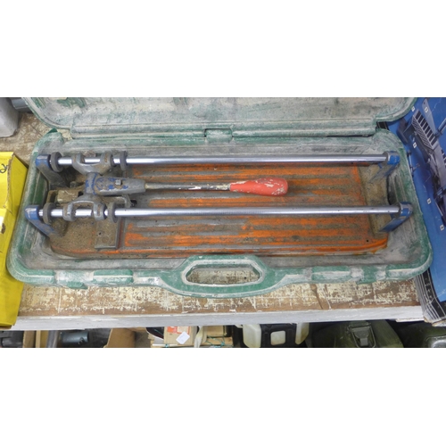 2110 - Rubi 300m tile cutter cased