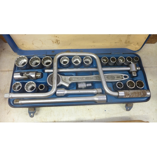 2013 - 2 Sockets sets, tool box with contents and a spring compressor