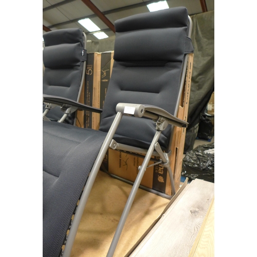 3177 - Lafuma Padded Recliner Chair, Original RRP £139.99 + VAT (265-222) *This lot is subject to VAT