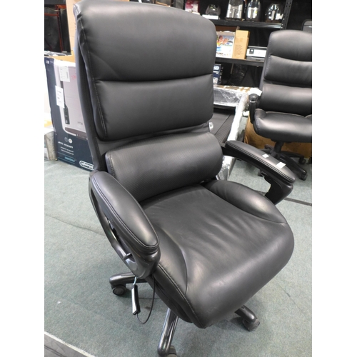 3185 - La-Z-Boy Air Exec Chair Model 51537, Original RRP £194.99 + VAT (265-226) *This lot is subject to VA... 