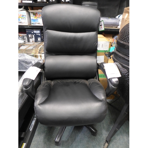 3186 - La-Z-Boy Air Exec Chair  Model 51537  (270Z - 11), Original RRP £199.99 + vat   * This lot is subjec... 